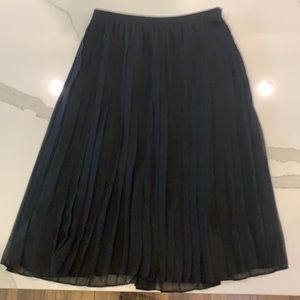 Sparkle and Fade Black Pleated Midi Skirt Size 4